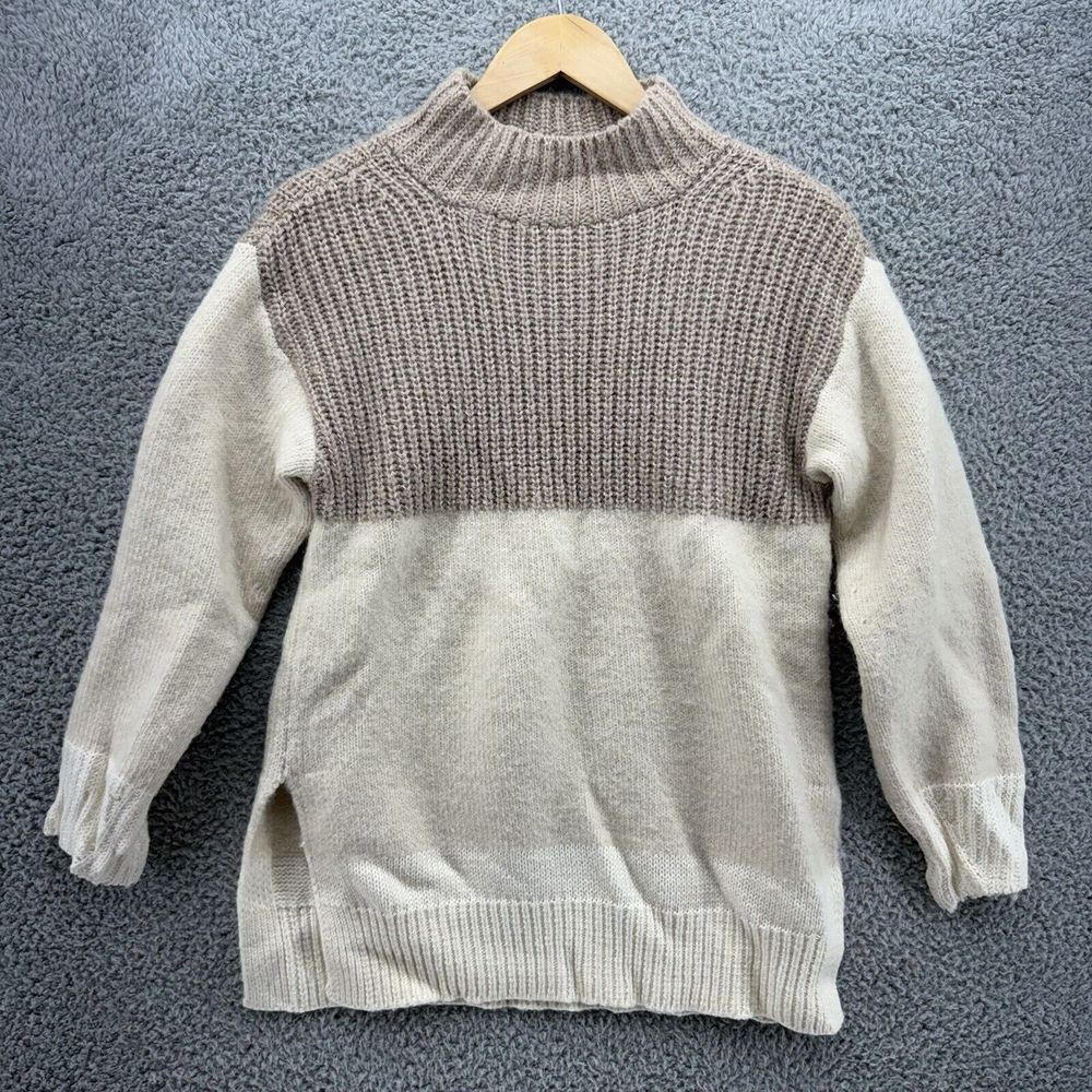 Ann Taylor Womens Long Sleeve Sweater Womens XS‎ Pullover Crewneck Knit Cream